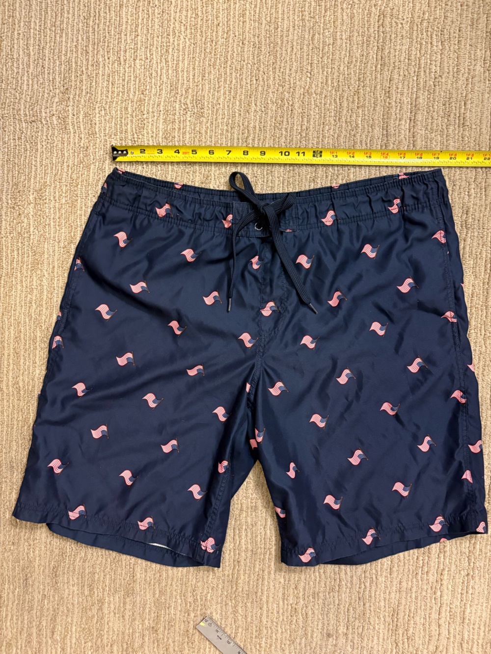Faded Glory Men’s American Flag Navy Swim Shorts Size L